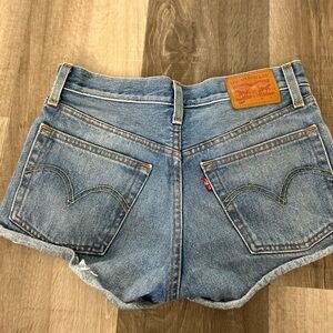 501 Levi shorts